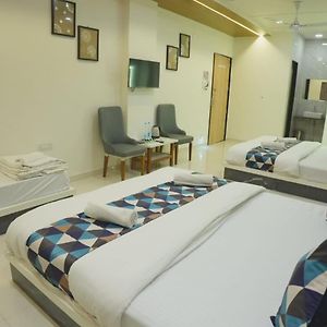 Hotel Ayodhya